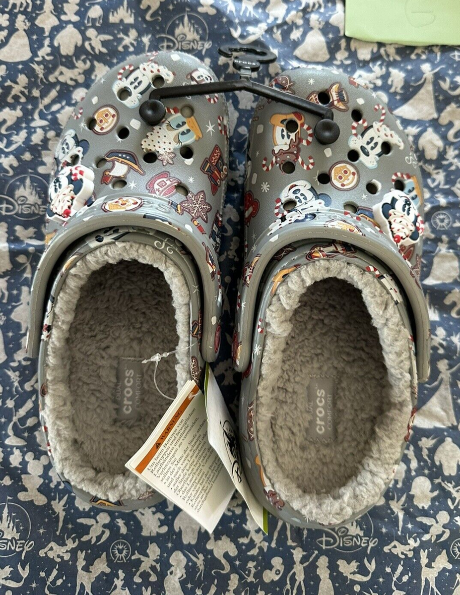Crocs Disney World Parks Holiday Walts Lodge Hot Cocoa Snacks
