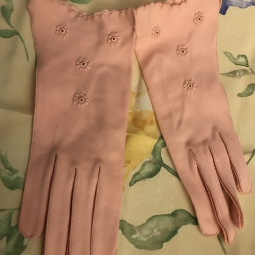 Vintage MAX MAYERS PINK Womens Embroidered Eyelet Gloves WESTERN GERMANY NOS 7 - Picture 8 of 10