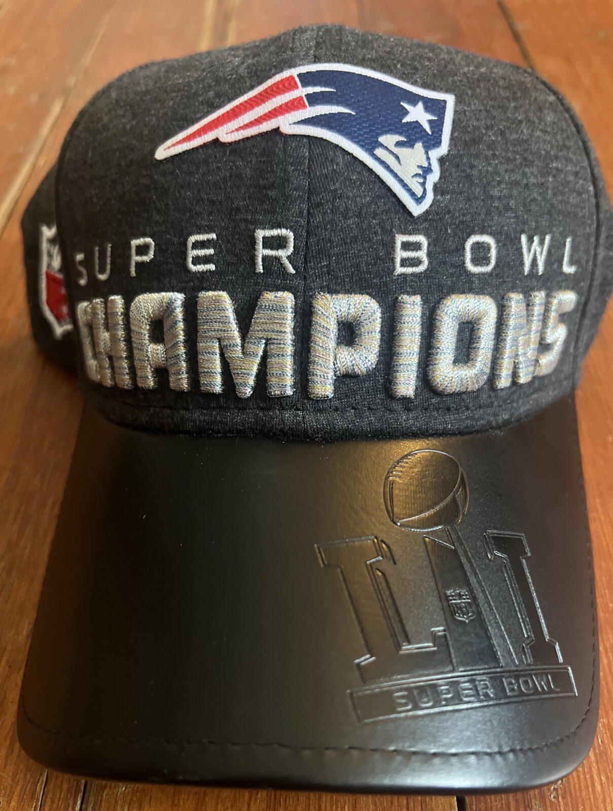 New Era NFL New England Patriots Super Bowl LI Champions Strapback Hat