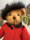 Mulligan MacBearington and Lottie & Scottie MacBearington w/Tags & Stands — photo 5