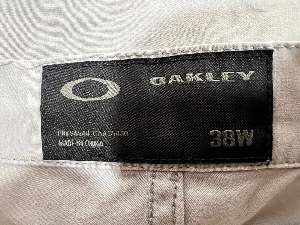 Pantalones Cortos de Golf Oakley Para Hombre 38 Calce Regular Gris Corto 13" Logo Bordado Foto 2 de 4