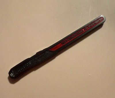 Geoswag C&P Club May 2015 - Cache Saber Geocoin  Unactivated