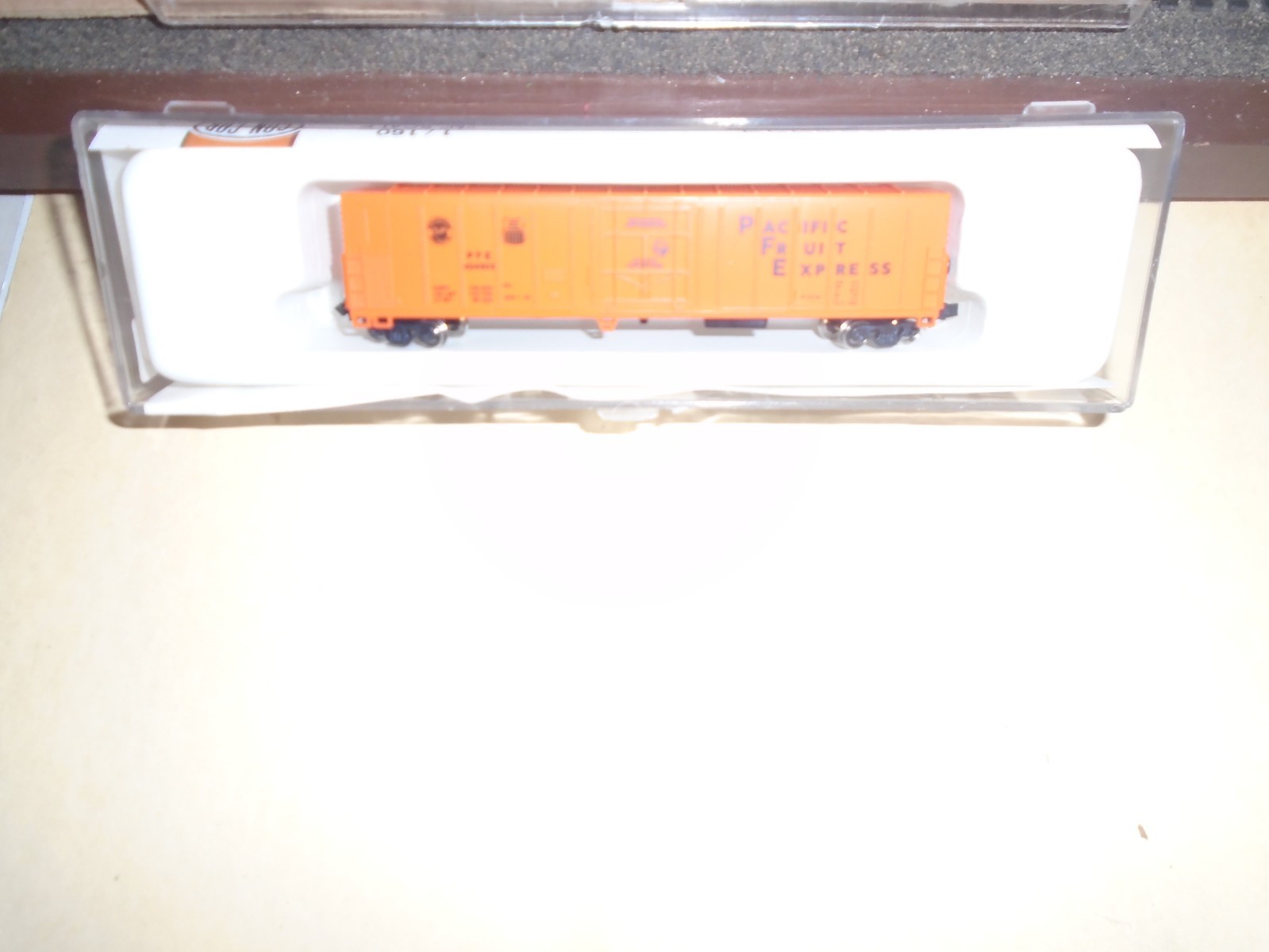 Con-Cor #001-148201-2 57' Mechanical Reefer - Pacific Fruit Express #454503  N