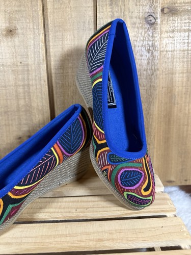 Mola Women’s Kuna Wedge Shoes Columbia Panama Boho Chic Geometric Textile Sz 4 - Picture 2 of 7