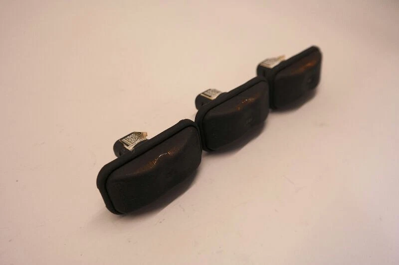 2003-2009 HUMMER H2 FRONT ROOF MOUNTED LIGHTED LIGHT SET OF THREE - Image 3 of 4