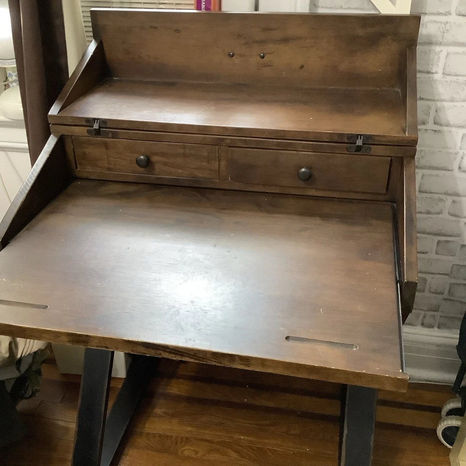 Escritorio secreto antiguo de coñac y madera negra envejecido World Market Foto 2 de 4