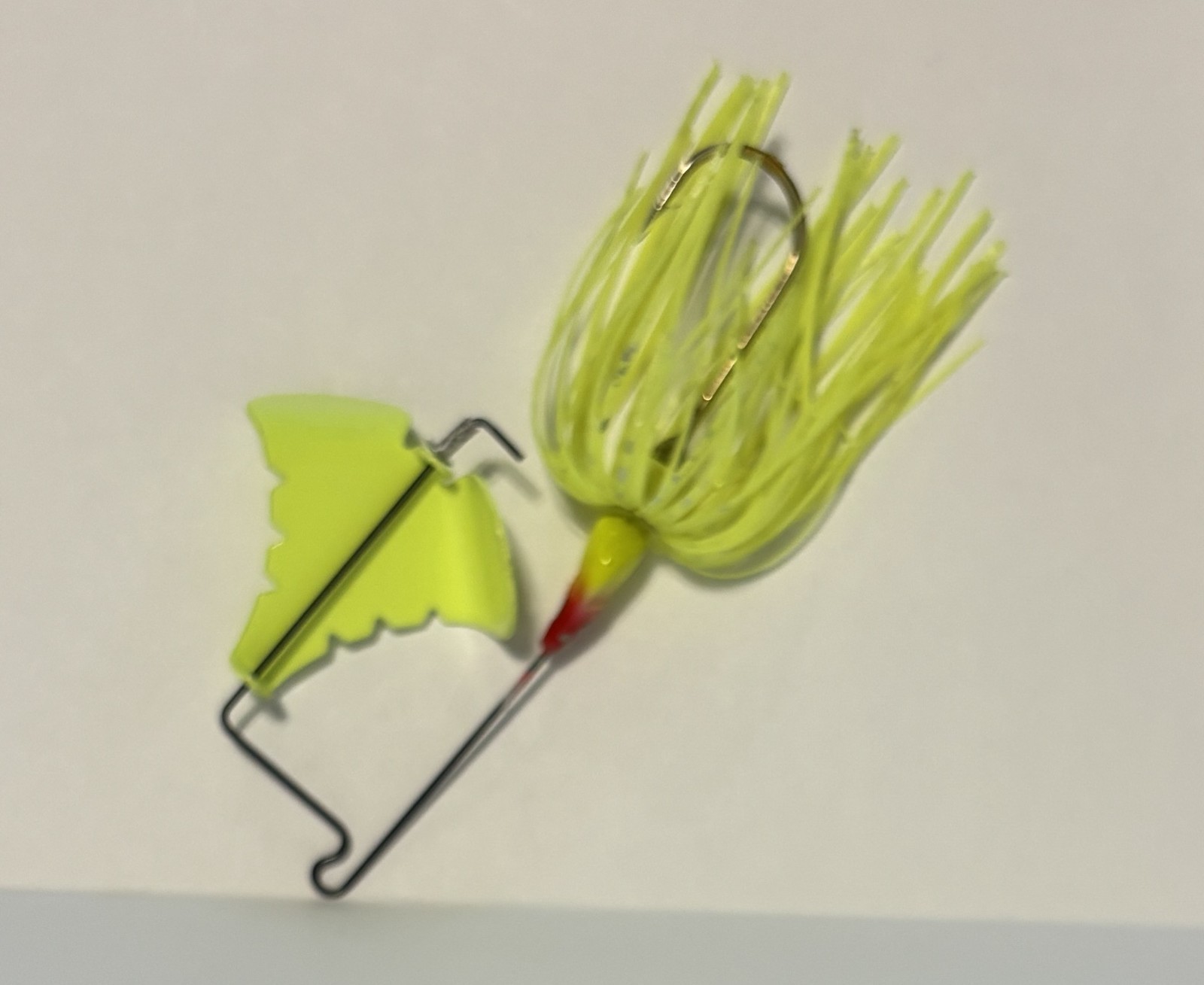 Terminator T-1 Titanium Buzzbait 3/8 oz Chart/Silver w/ Chart Blade, New w/o pkg - Image 3