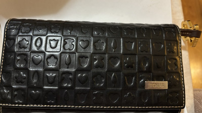 TOUS Cartera Larga Monedero De Mujer. Piel, Acolchada, Cierre Solapa, Poco Uso.