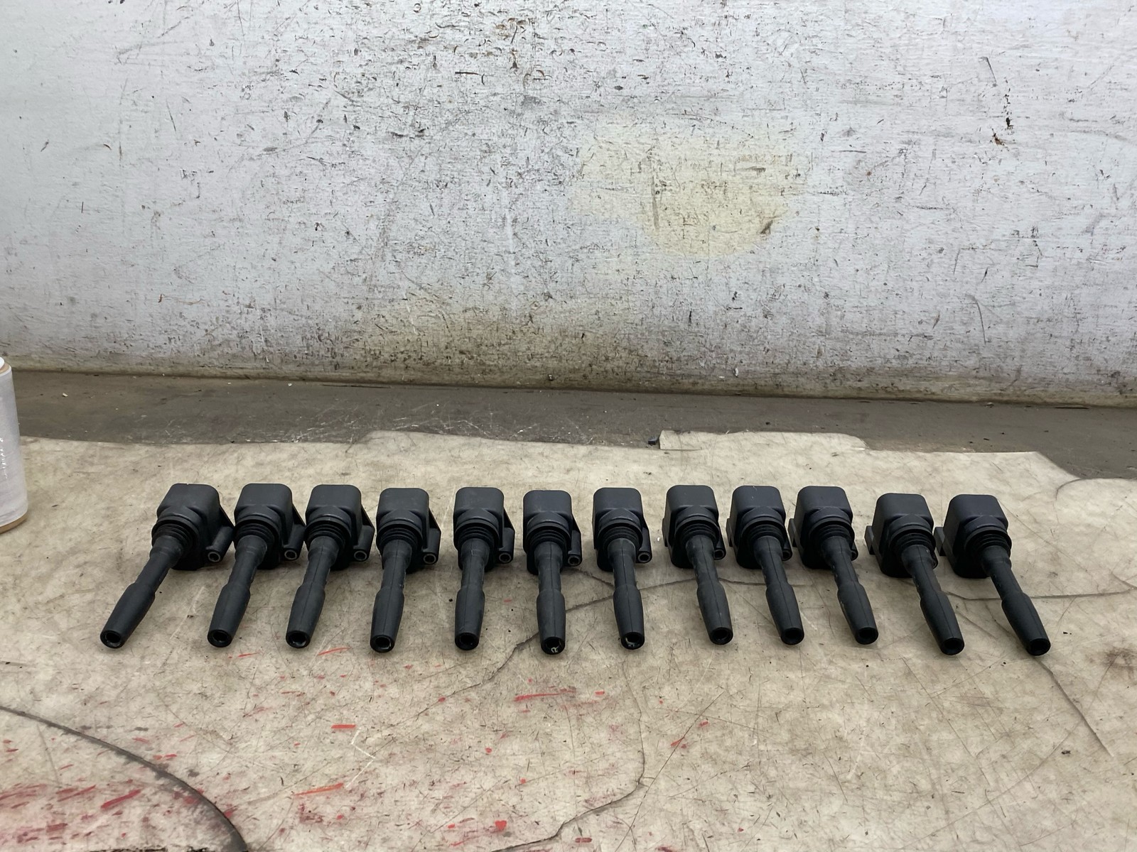 2017 BENTLEY BENTAYGA 6.0L W12 ENGINE IGNITION COIL SET 11 PCS 07P905110B
