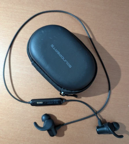 Soundpeats Q30 HD+ Bluetooth Headphones In-Ear Stereo Wireless 5.2 Magnetic Earp