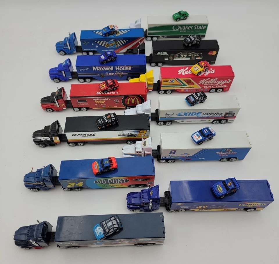 Lote de 12 mini coches de carreras y furgonetas 1990 escala 1:64 Racing Champions Du Pont Foto 2 de 4
