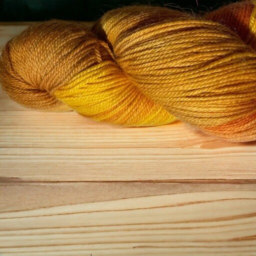 Calcetín Sweetgeorgia Yarn Tough Love 80% SW Merino/20% Nylon “Pumpkin Spice Pie” Foto 4 de 4