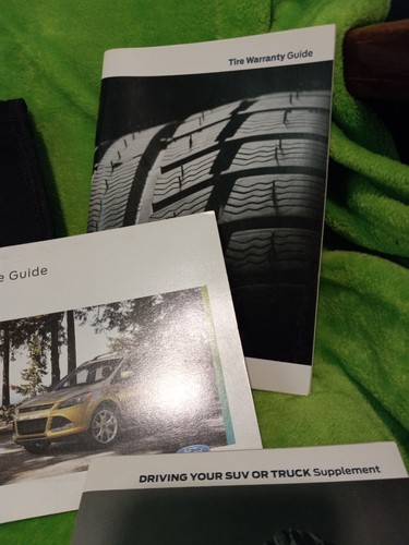 2013 Ford Escape Owners Manual With Case OEM Free Shipping - Bild 3 von 11