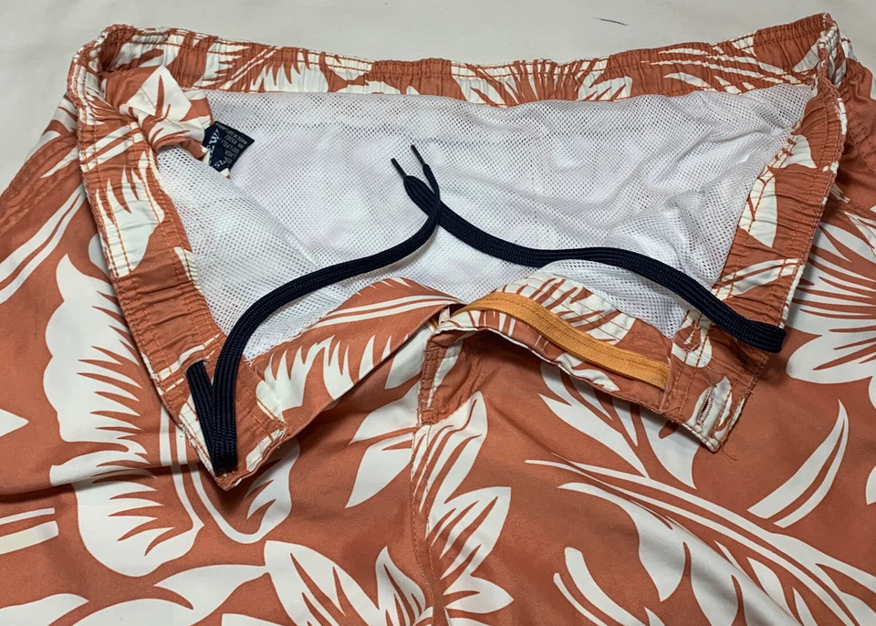 Bermuda de banho NEWPORT BLUE marca ilha shorts tamanho G - Imagem 2 de 4