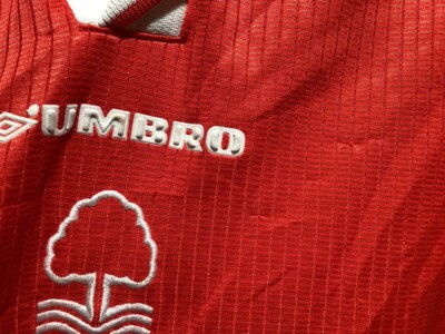 Maillot Domicile NOTTINGHAM FOREST 1998-2000 - Taille 12/13 Ans, Occasion, Marque Umbro
