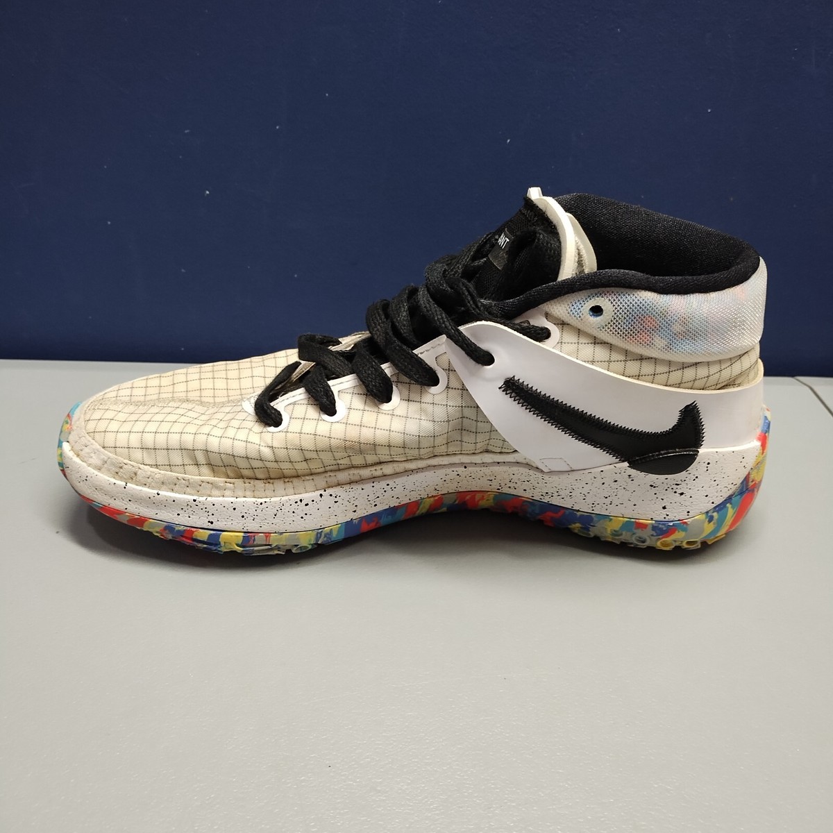 Nike Kevin Durant No 7 Basketball Shoes Mens Size 8.5 Multi