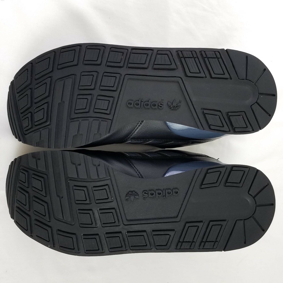 ADIDAS ZXZ Classic Men's Size 8.5 The Brand with The 3 ADIDAS ZXZ Classic Men's Size 8.5 The Brand with The 3