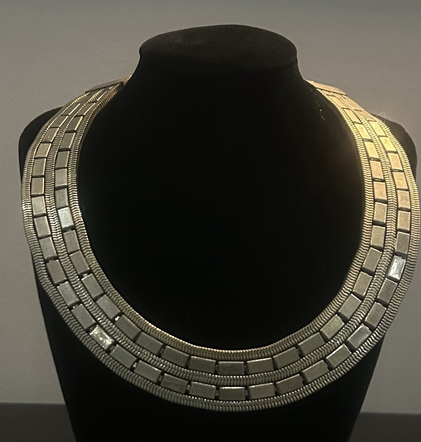 Geometric Silver Tone Statement Collar Fashion Bo… - image 2