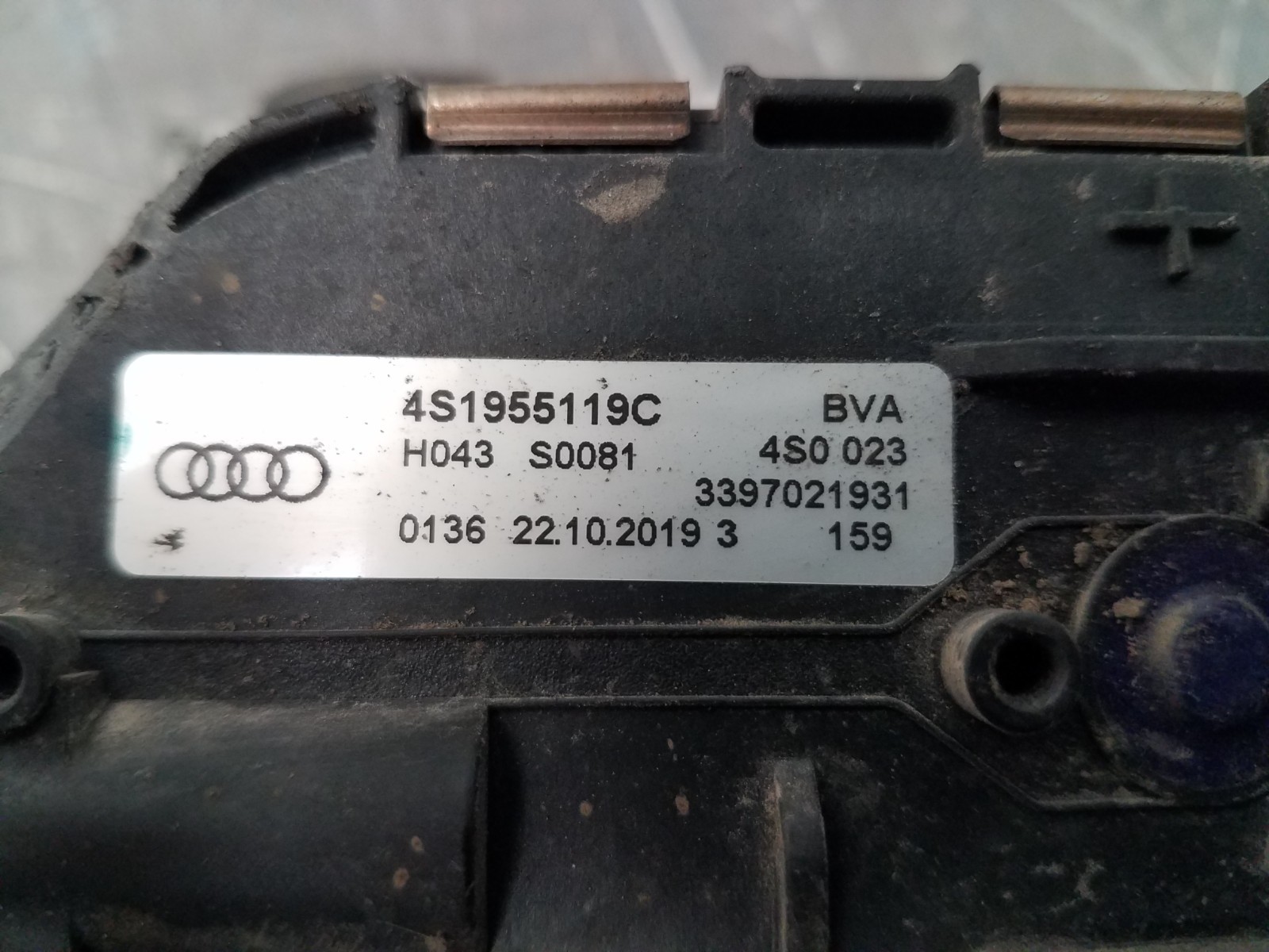 2017 Audi R8 V10 Plus Spyder Windshield Wiper Motor #4720 CA2
