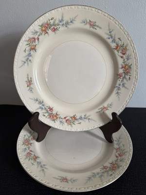 1941 Vintage Homer Laughlin ''Eggshell Georgian'' Series Dinner Plates (Set of 2)
