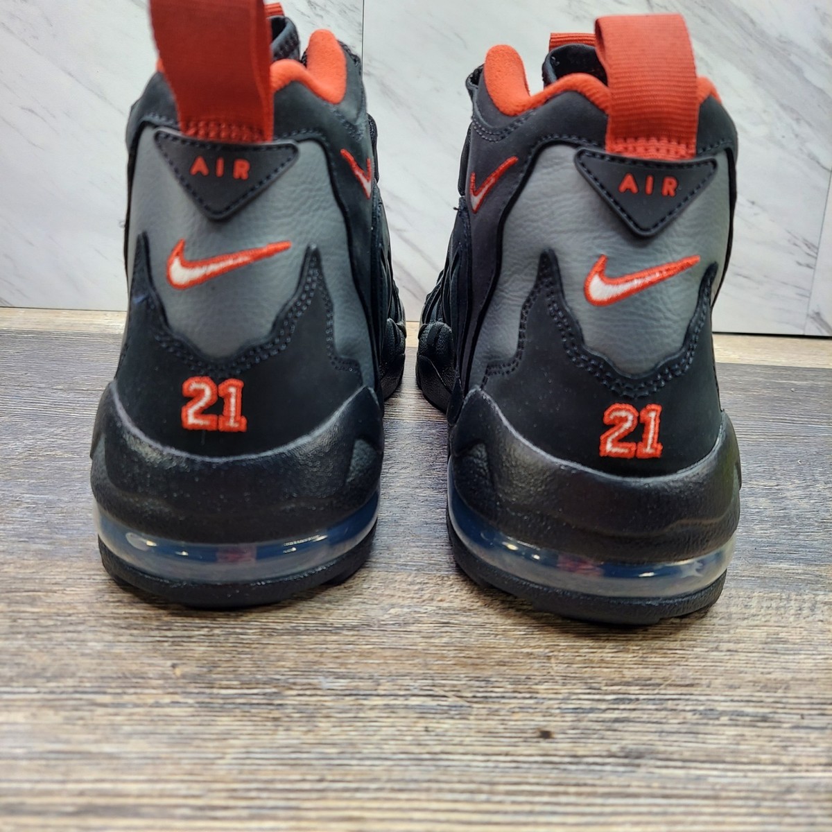 Nike Air Max DT 96 Black Red Deion Sanders Falcons SZ 10 Diamond