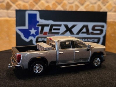 1:64 GL- 2022 GMC Sierra 2500 HD Denali Quick Silver Metallic - CUSTOM TOOLBOX
