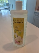 Avon Senses Lily Honeysuckle Blossom Bubble Bath 24 Ounce Retired NEW