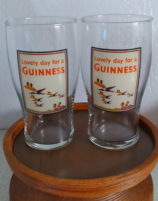 2 HTF FLYING IN FORMATION TOUCANS ''GUINNESS LOVELY DAY FOR A GUINNESS'' BEER GLAS