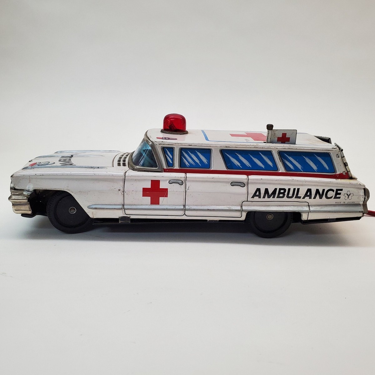 Vintage Tin Yonezawa Cadillac Red Cross Ambulance With Remote