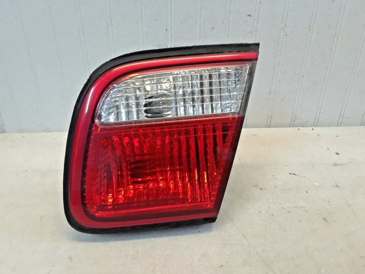 Mazda Millenia 2001 2002 Right Passenger Side Trunk Lid Taillight
