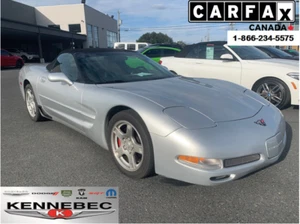 Chevrolet corvette 1998 **reconstruit**, véhicule entreposé à l'intérieur