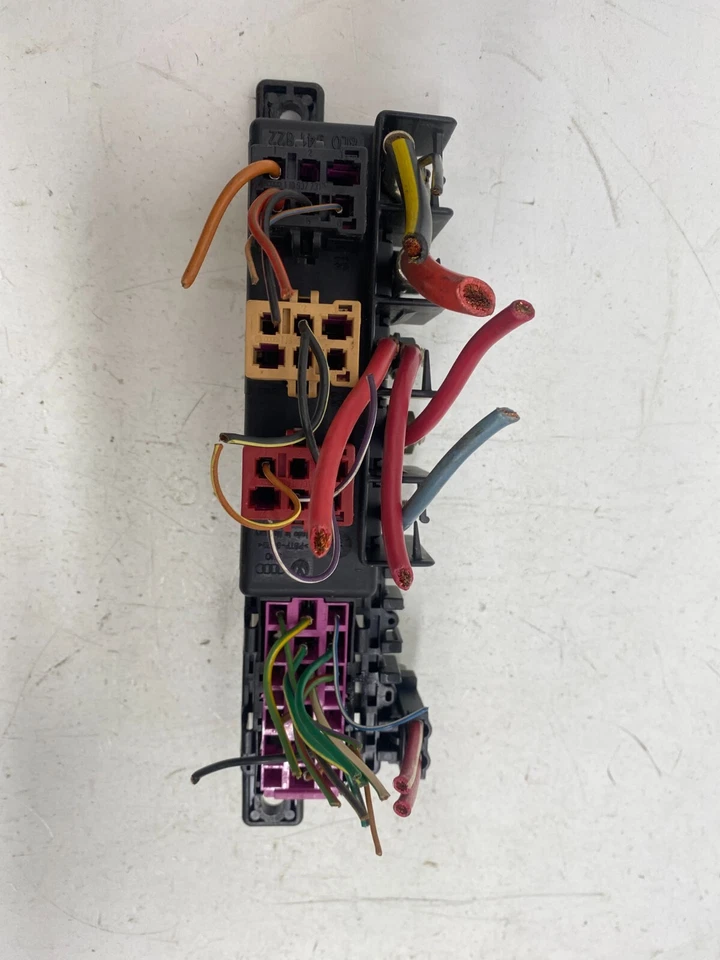 AUDI A4 A3 A6 1999 caja de fusibles caja de relé eléctrico central - OEM 870 941 822 Foto 2 de 4
