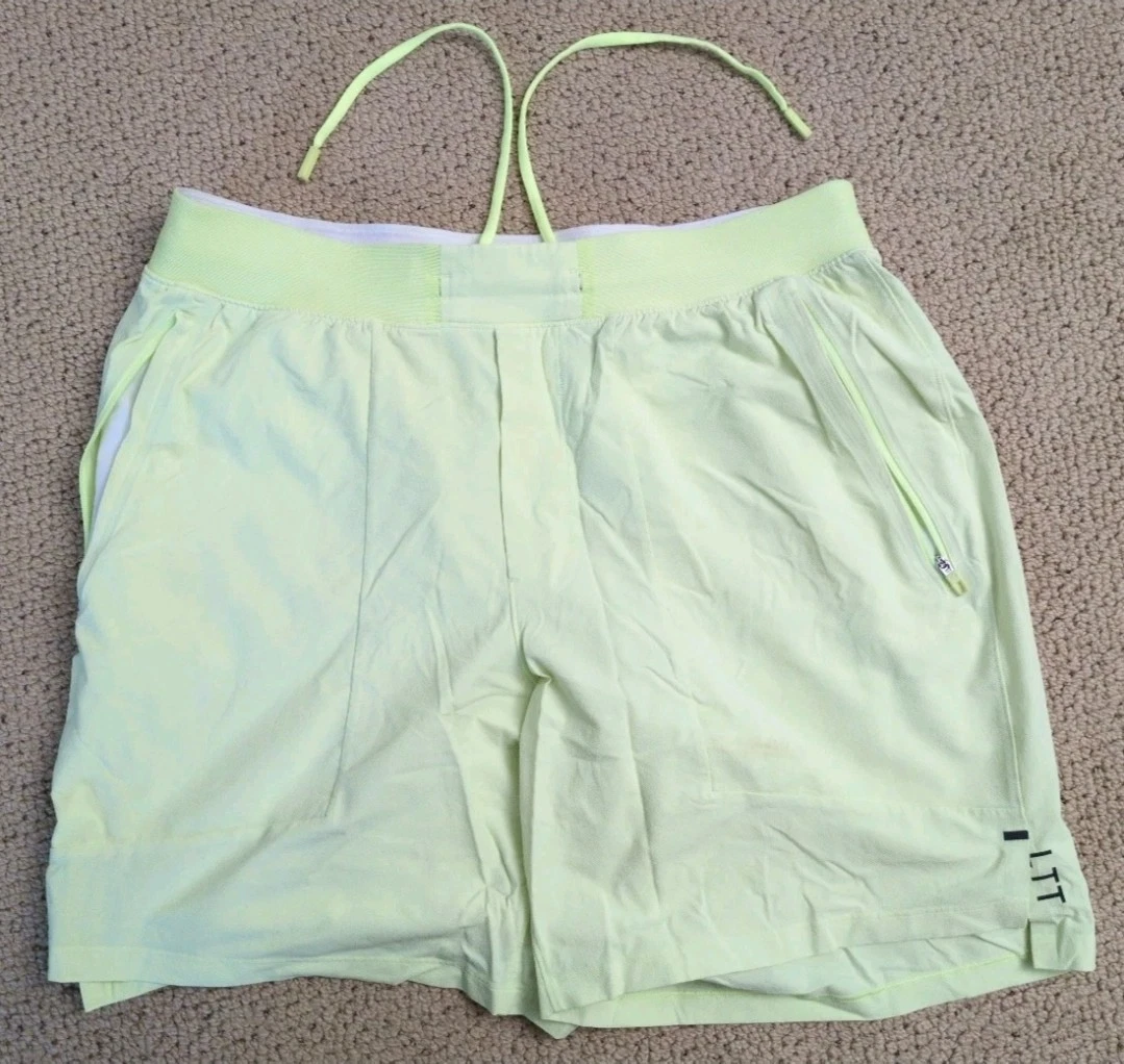 Lululemon License to Train Shorts 7" Mens Large Faded Zap Green Linerless