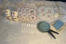 Mixed Vtg Chilton Globe Toy Play Pans And Dishes USA Made 27 Pieces
