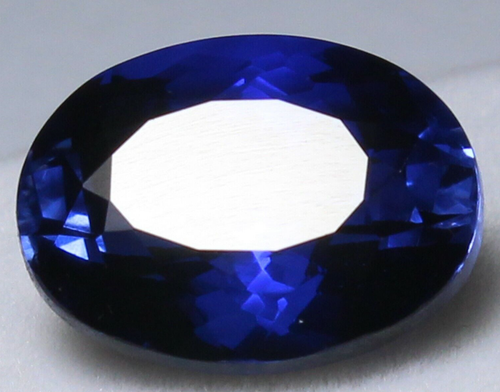 Saphir Bleu Naturel De Ceylan - 5,27 Carats - Certifié GIL - Taille Ovale - Qualité Exceptionnelle