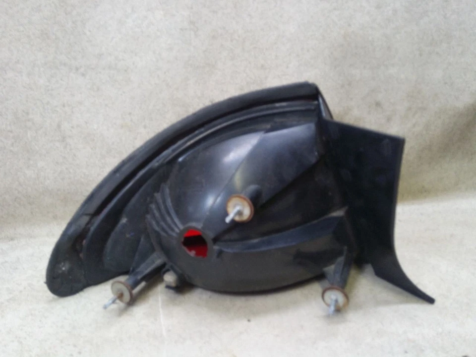 Passenger Right Tail Light Quarter Mounted Fits 95-01 CHEVROLET LUMINA CAR w118 - Image 4 of 4