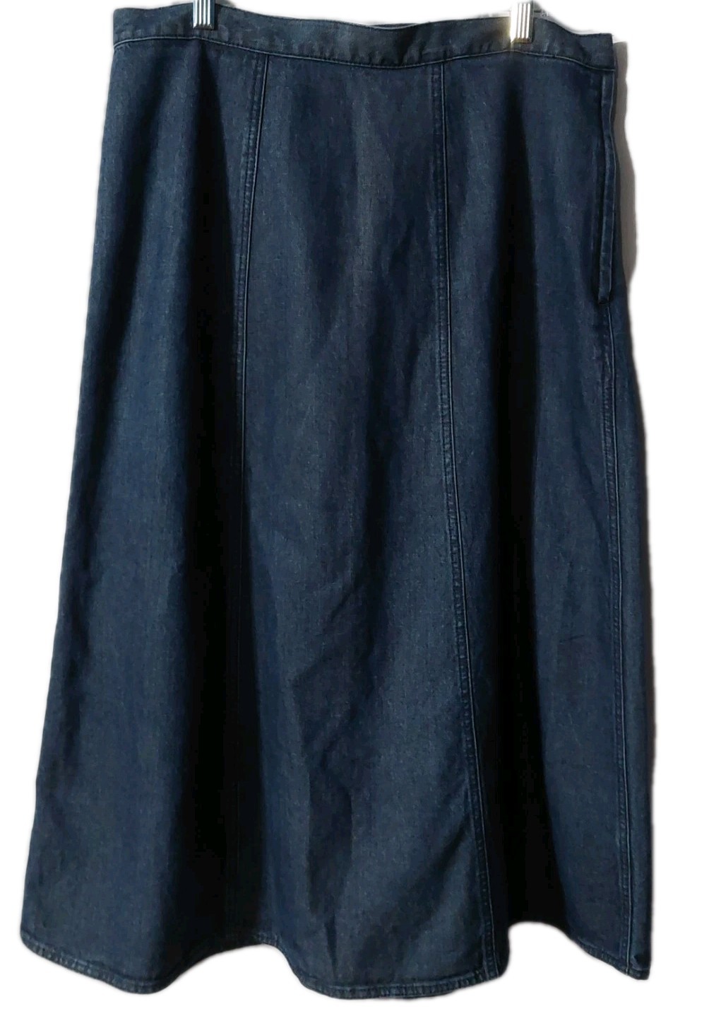 LL Bean Blue Denim Jean Skirt Size 16 Zipper & Button Closure Length 32