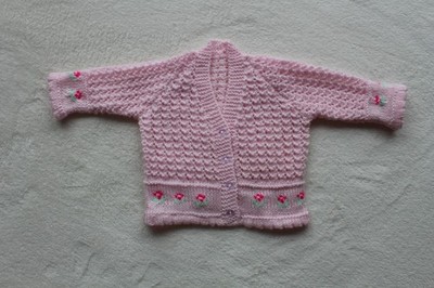 handgestrickte babykleidung