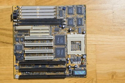 PCChips M558 Elpina Socket 7 Motherboard / VX Pro Chipset - Working