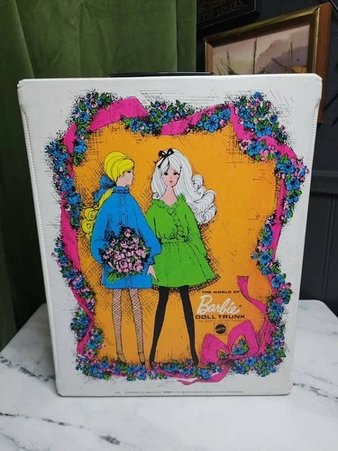 Vintage 1968 Mattel Barbie “The World of Barbie” Doll Trunk Carrying Case White