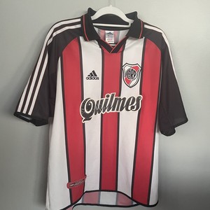 pink lululemon shorts size 6