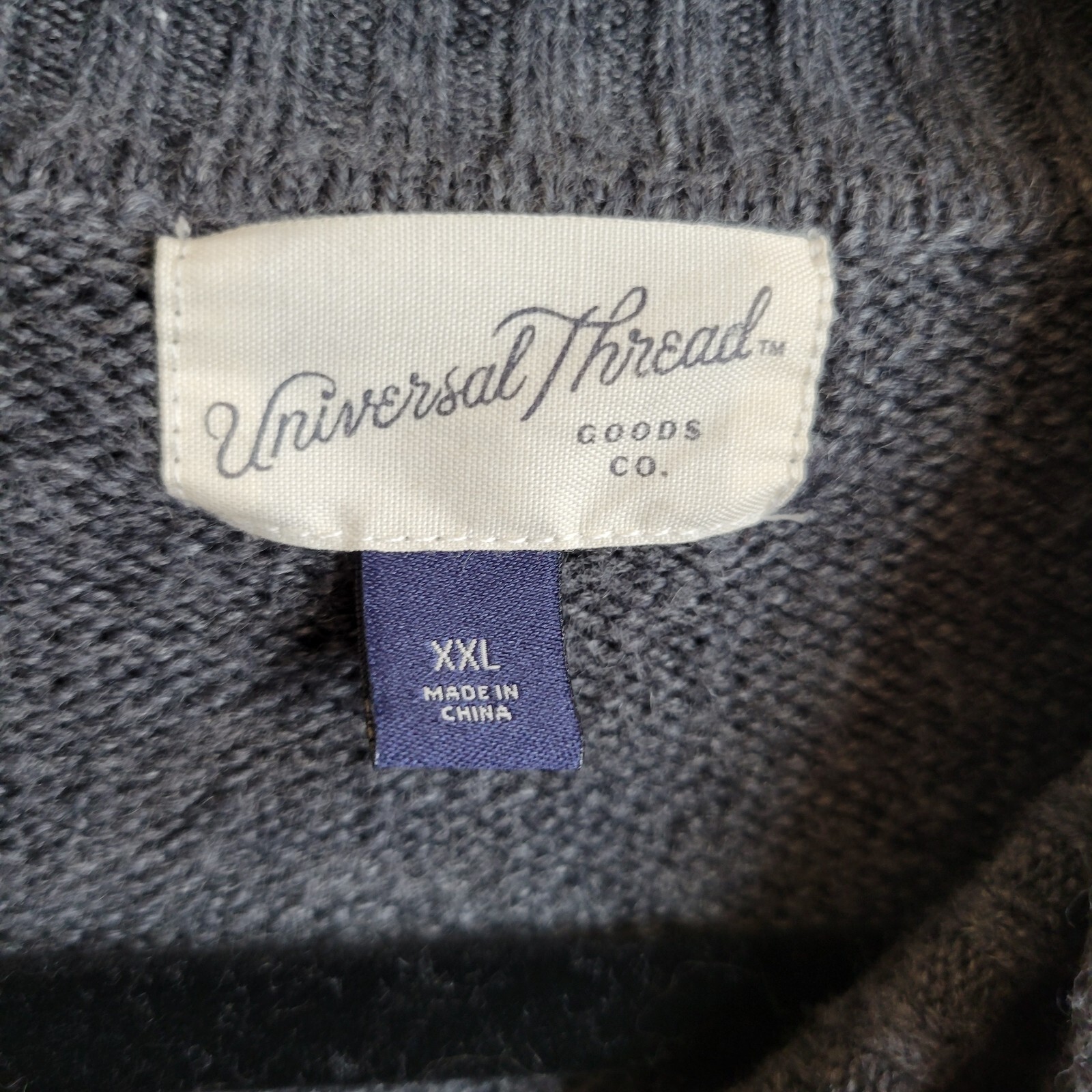 Universal Thread Bulky Pull Over Zip Mock Neck Sw… - image 3