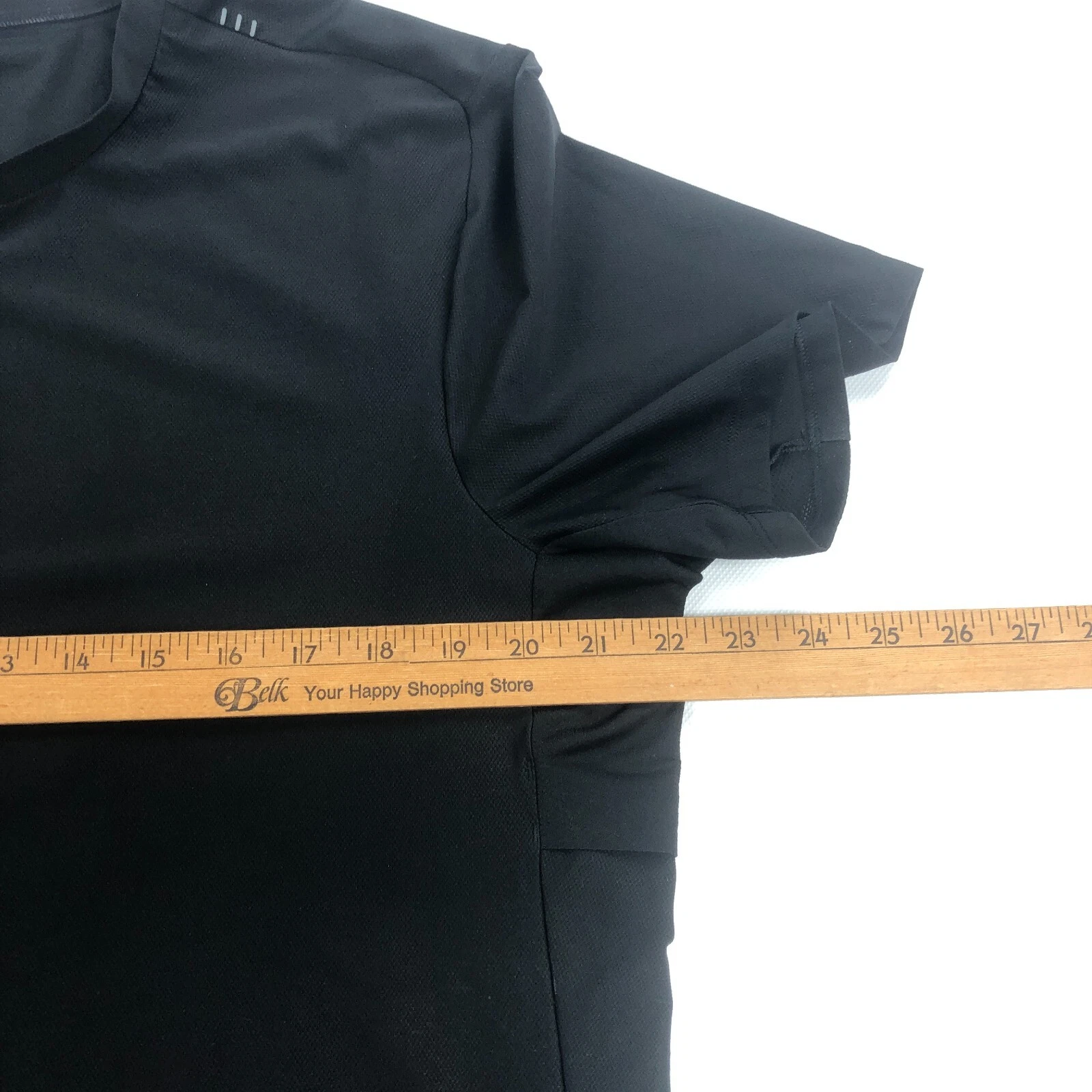 lululemon vented tennis blade collar zip shirt