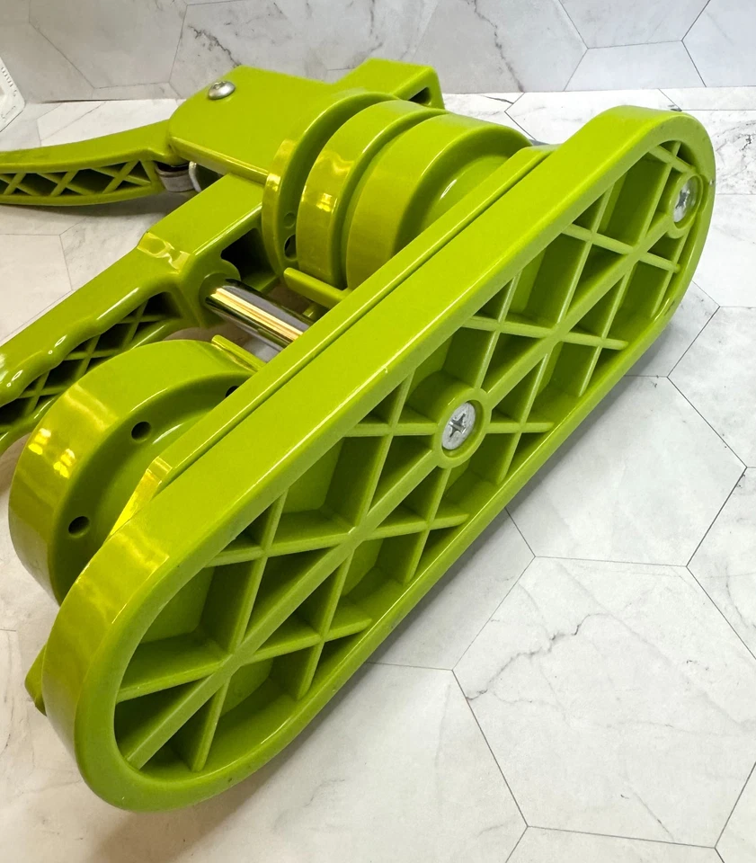 Button Maker Machine 63mm (2.70 in) DIY Button Pin Maker Badge Punch Press EUC - Image 4 of 4