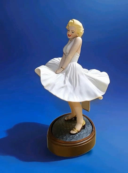 MARILYN 💋 MONROE 9