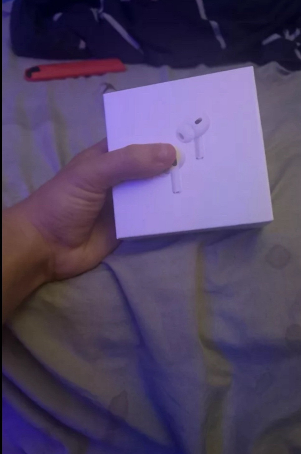 Apple AirPods Pro 2nd Generation with MagSafe Wireless Charging Case - White