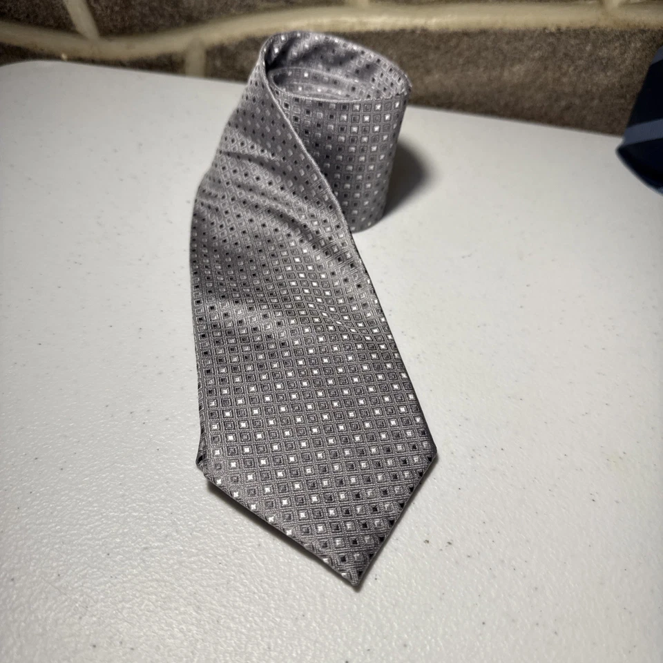 Corbata/cuello Stafford gris estampado geométrico 100 % seda para hombre Foto 2 de 4