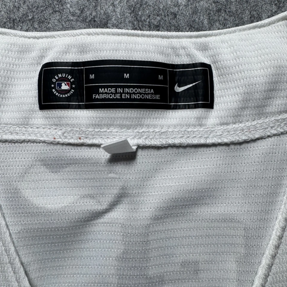 Houston Astros Jersey Womens M 2022 World Series Champions Gold Rush Nike - Image 3 of 4