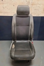 VOLKSWAGEN TRANSPORTER  FRONT RIGHT DRIVER SIDE SEAT WITH BASE 2015