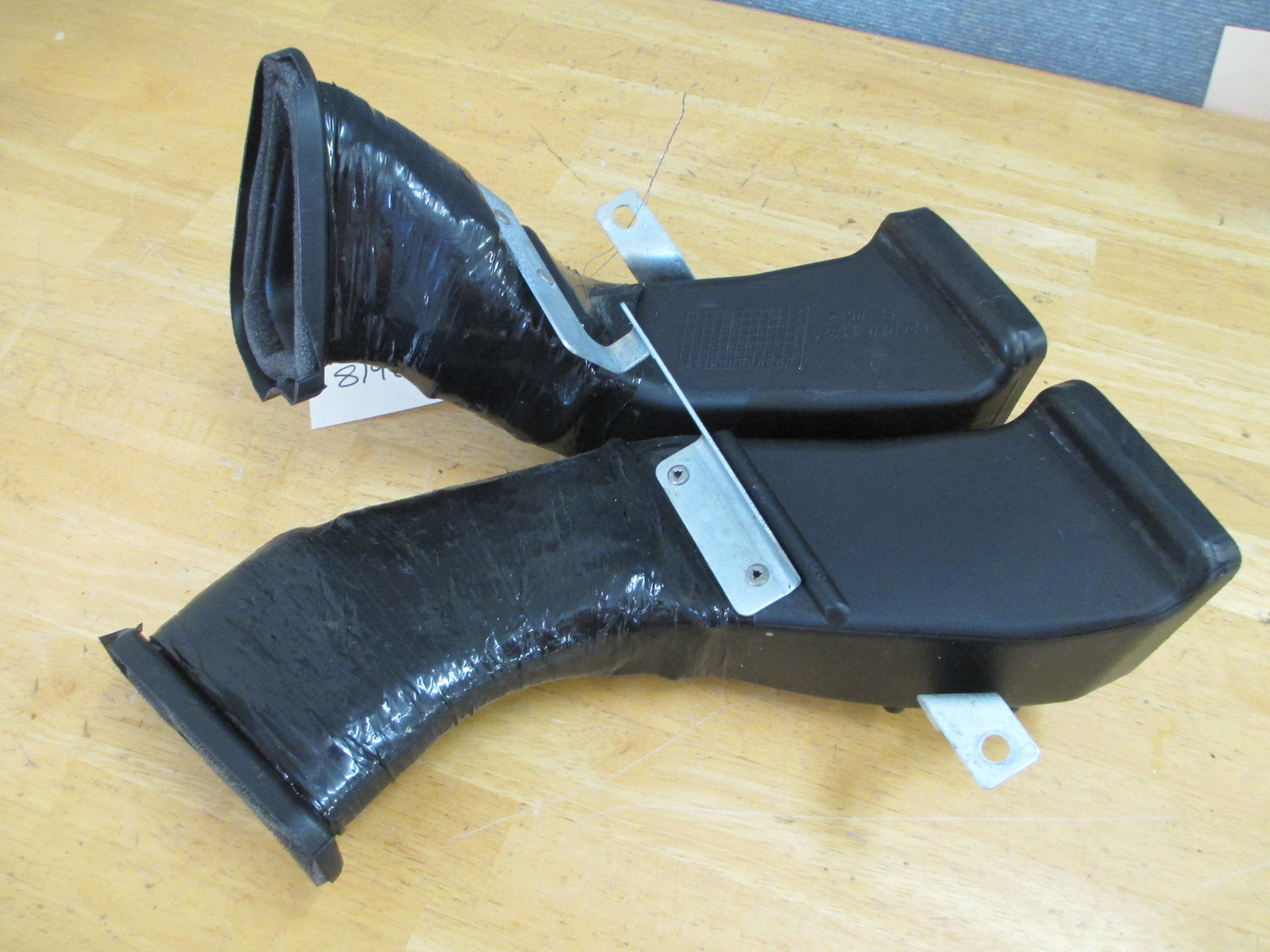 Ferrari 458 - Cenral Air Duct / Intake # 81968600
